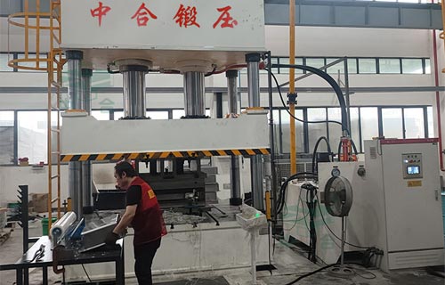 拉伸不銹鋼水槽需要多大噸位液壓機(jī)？